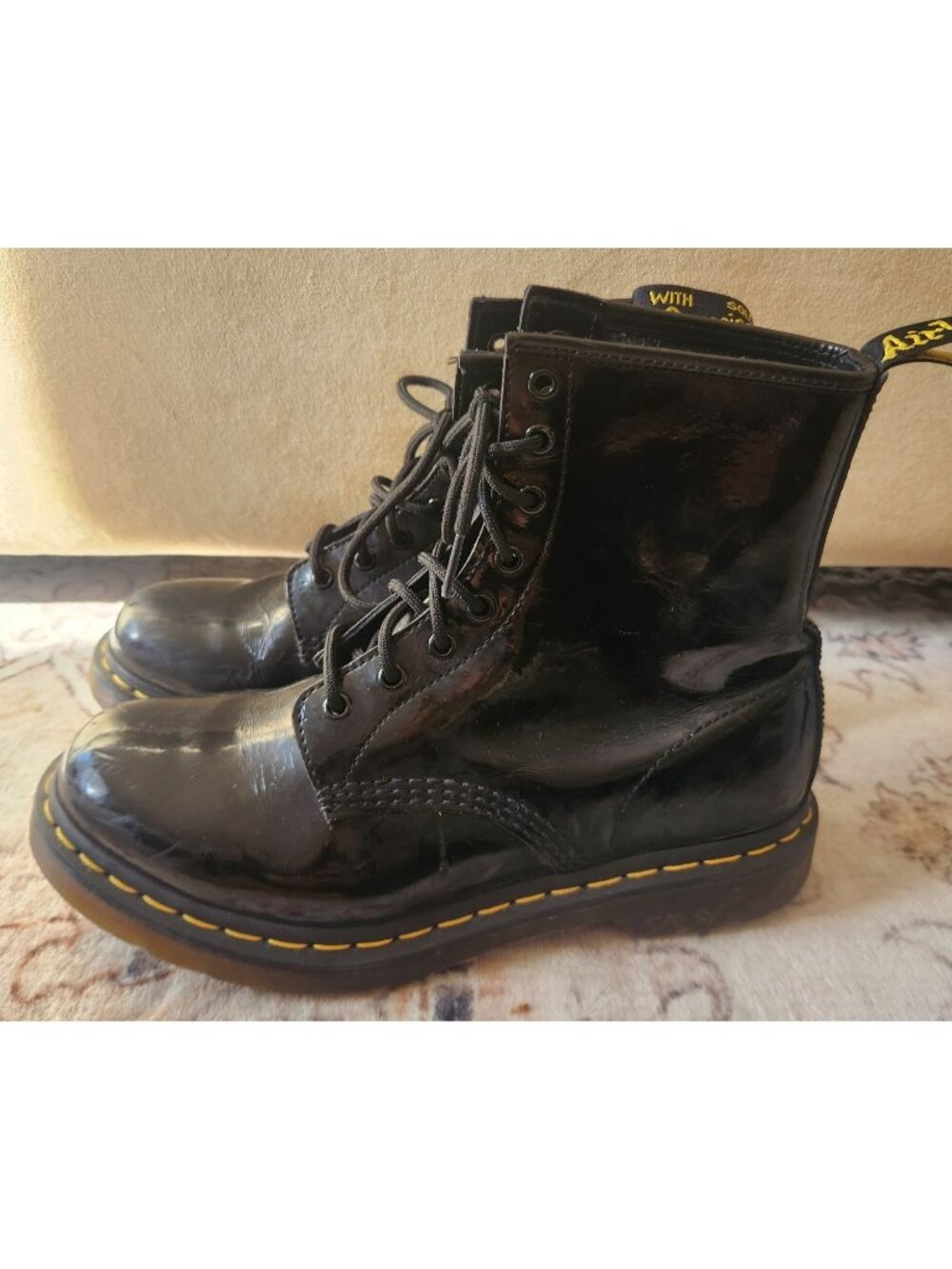 Dr. Martens Women's Sz. 10 Black Patent Leather Lace Up Boots AS IS